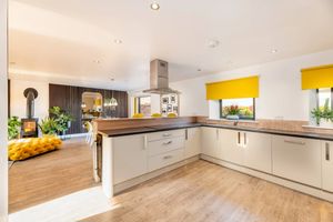 Photo 14- click for photo gallery